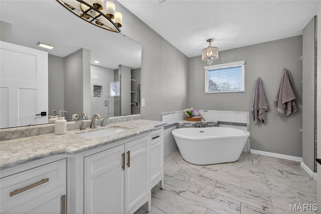 Tuxedo Park - Residential