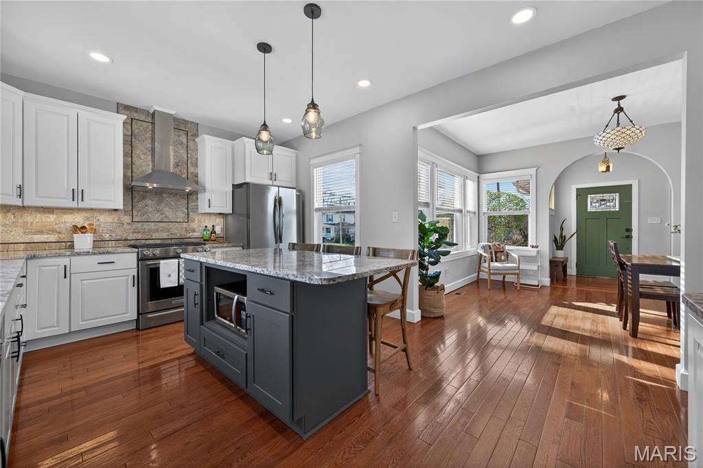 Tuxedo Park - Residential