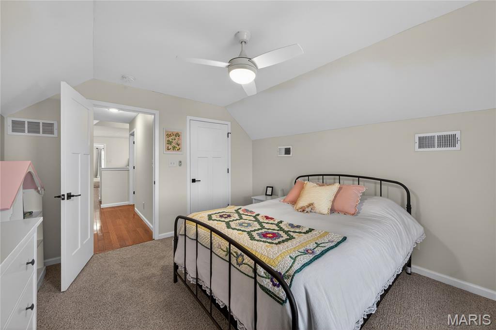 Tuxedo Park - Residential