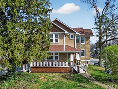 Tiny photo for 751 Atalanta Avenue, Webster Groves, MO 63119 (MLS # 26012530)