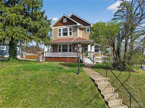 751 Atalanta Avenue Webster Groves MO 63119