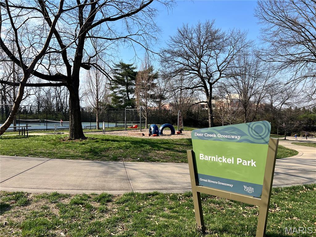 Tuxedo Park - Residential