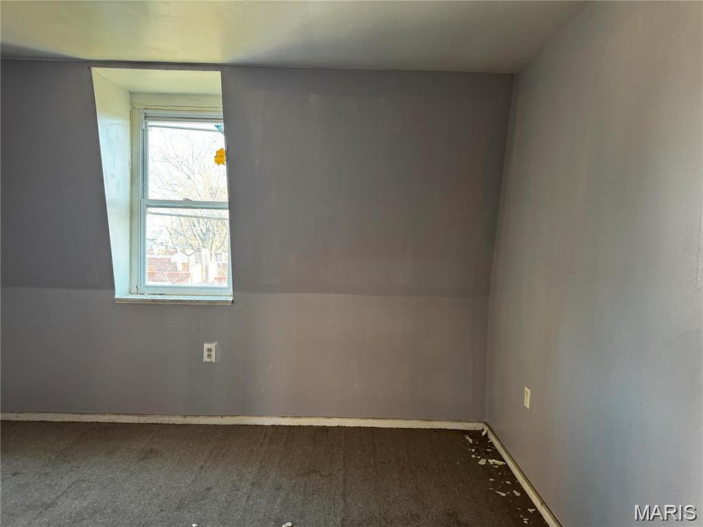 St Louis Commons Add S33 - Residential Income