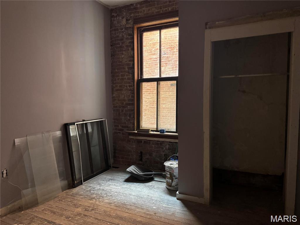 St Louis Commons Add S33 - Residential Income