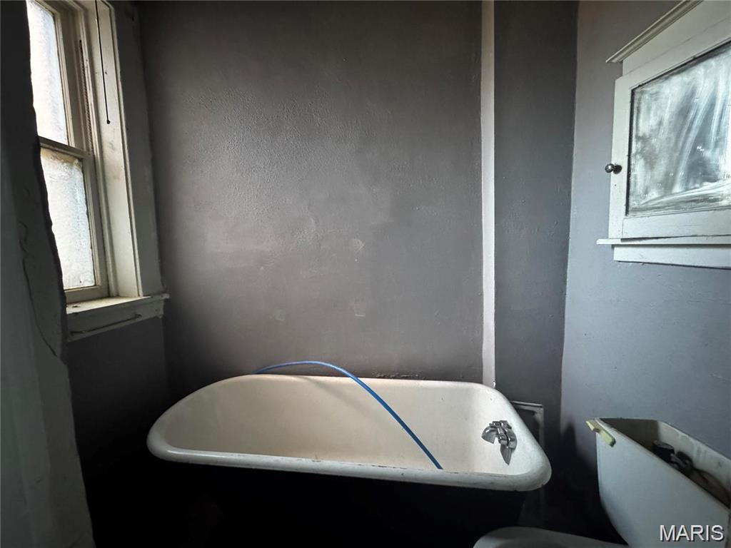 St Louis Commons Add S33 - Residential Income