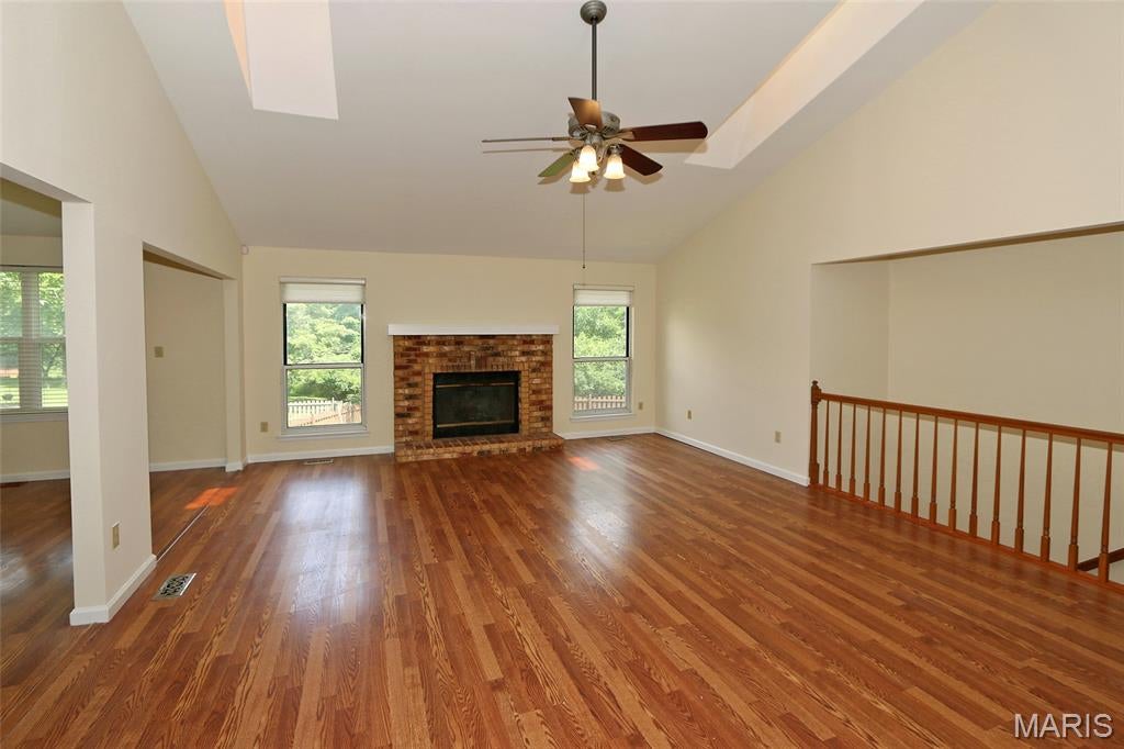 949 Oakmoor Drive