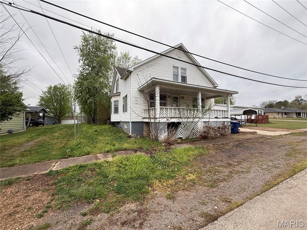 Photo of 403 3rd Street, Marble Hill, MO 63764 (MLS # 26019478)