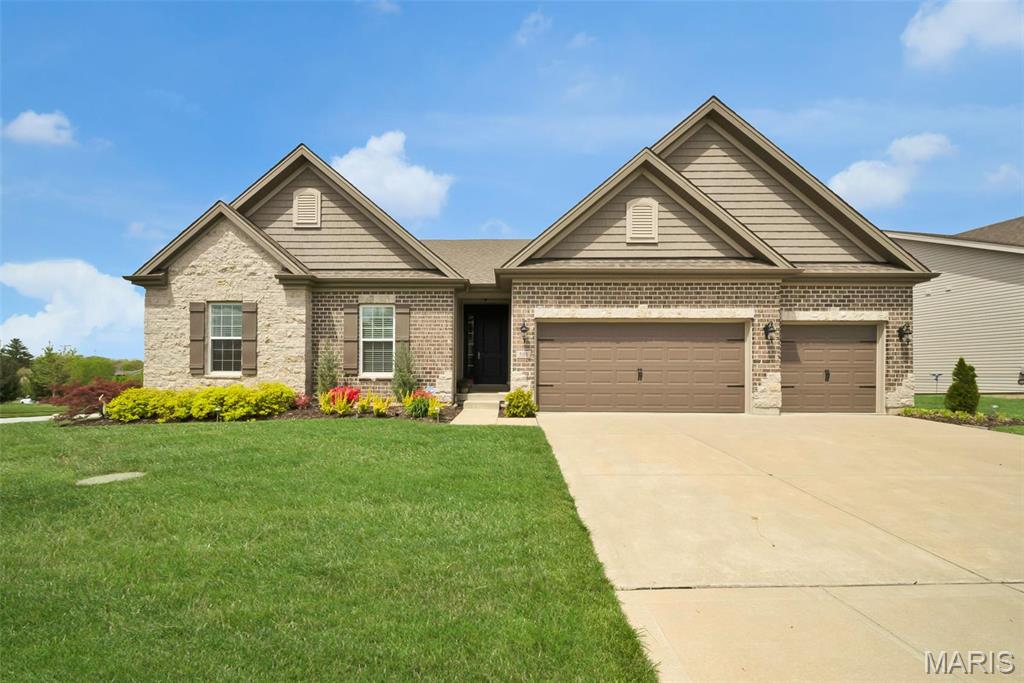 501 Upper Ridgepointe Court