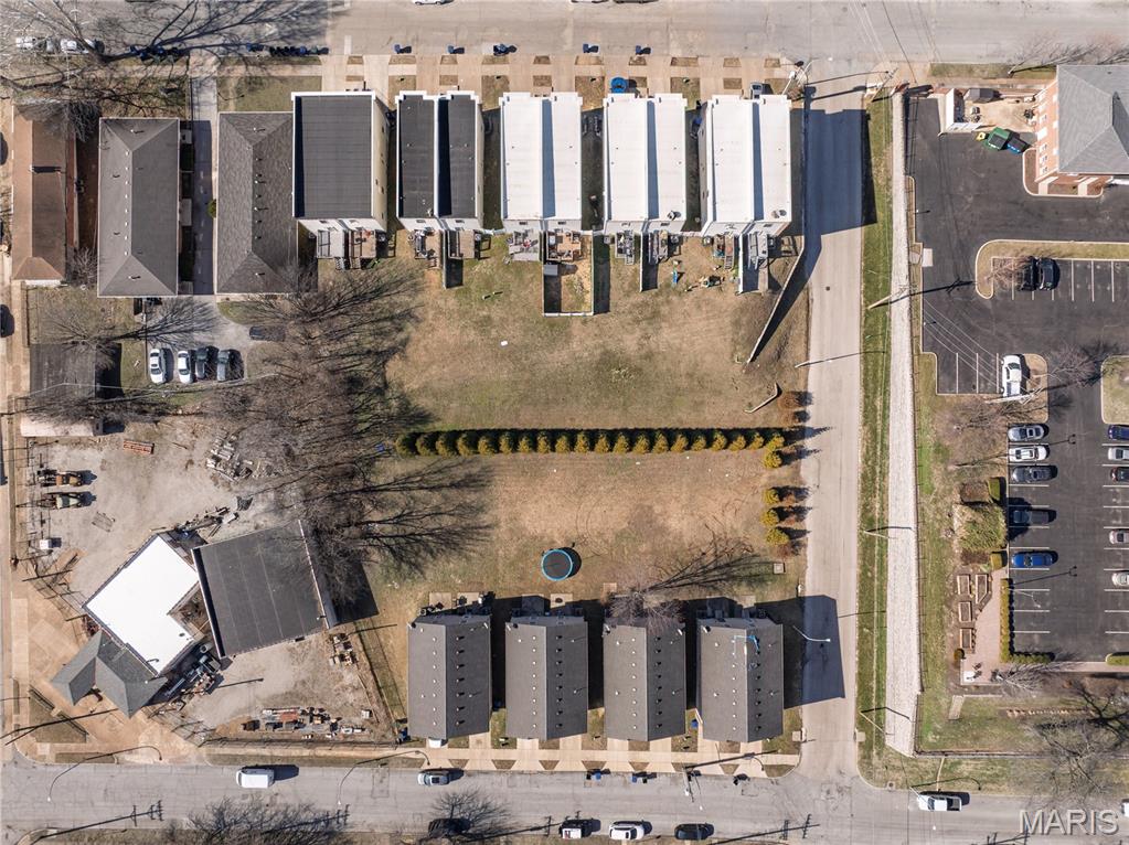 Carondelet Commons - Commercial Sale