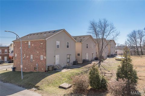 Tiny photo for 6601 Pennsylvania Avenue, St Louis, MO 63111 (MLS # 26012135)