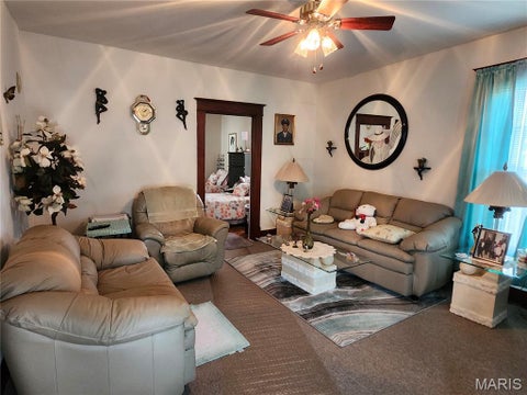 Tiny photo for 212 S Court Street, Bowling Green, MO 63334 (MLS # 26068745)