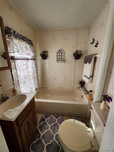 Tiny photo for 212 S Court Street, Bowling Green, MO 63334 (MLS # 26068745)