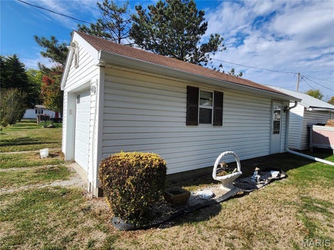 Tiny photo for 212 S Court Street, Bowling Green, MO 63334 (MLS # 26068745)