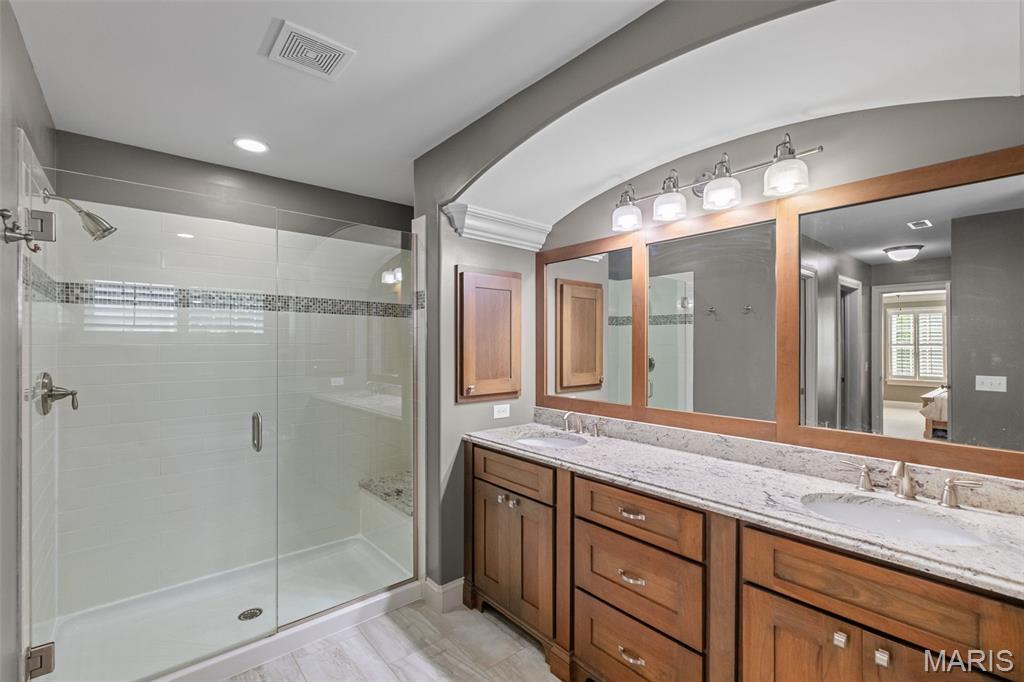 Central Place - Residential