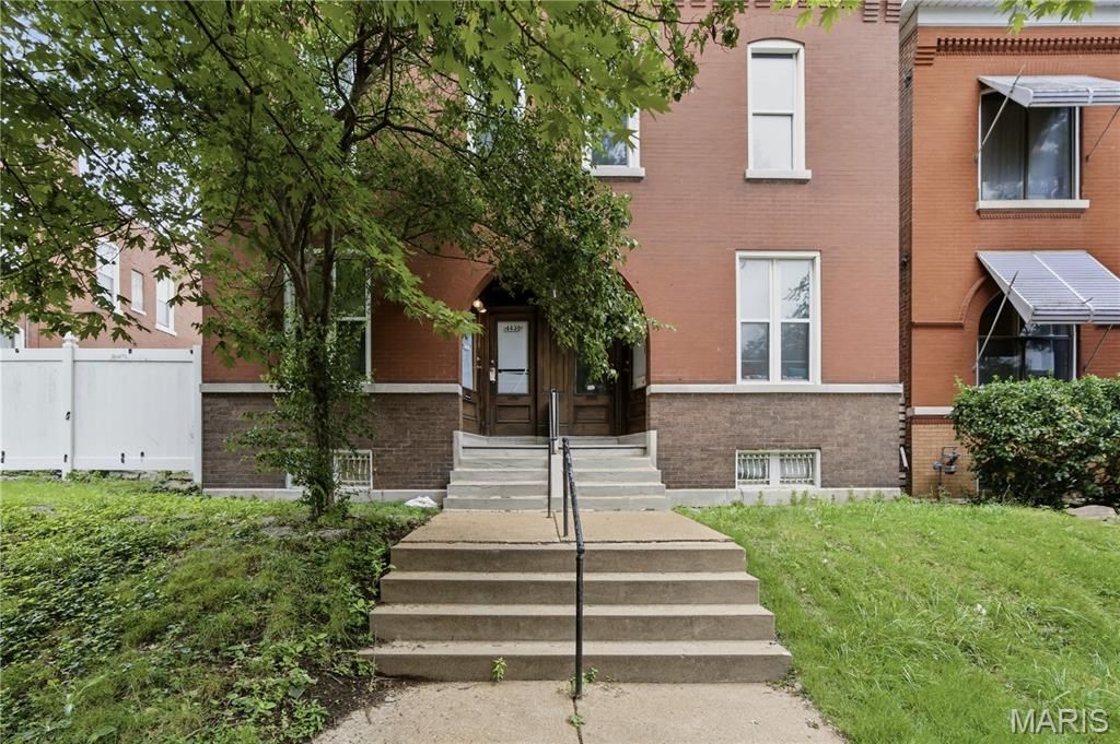 Photo of 4430 Pennsylvania Avenue, St Louis, MO 63111 (MLS # 26020384)