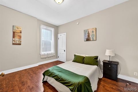 Tiny photo for 2048 Russell Boulevard, St Louis, MO 63104 (MLS # 26018738)