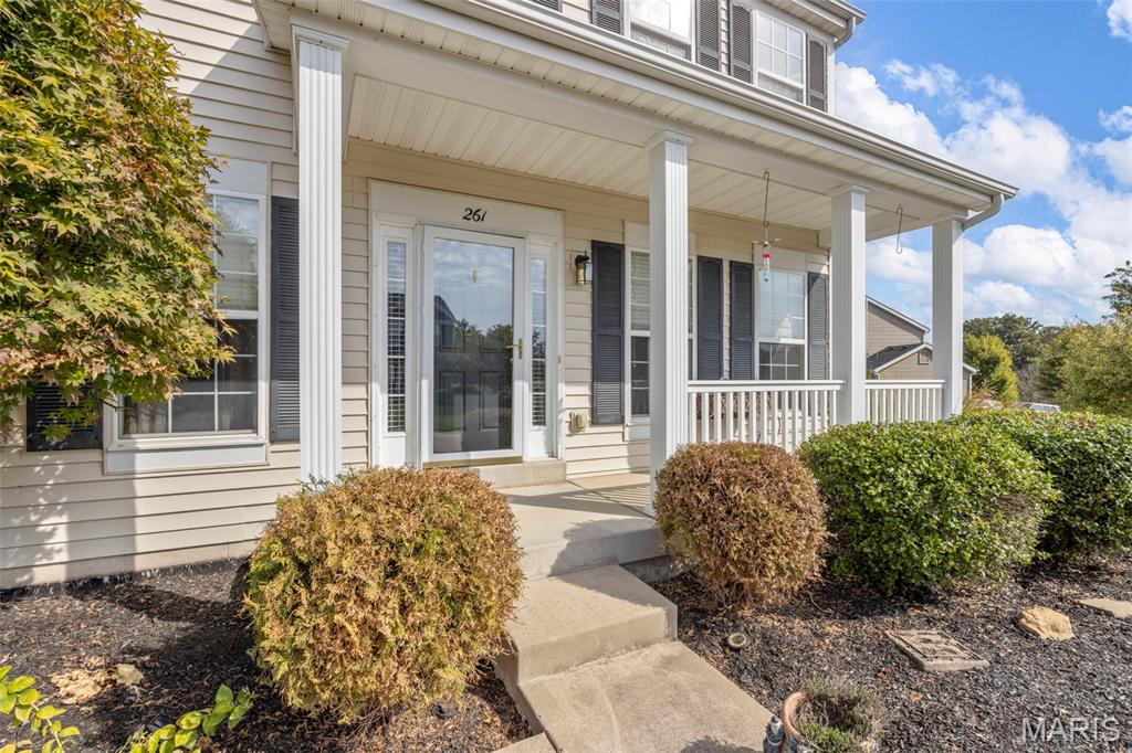 Lake St Louis, Missouri 63367, United States, 4 Bedrooms Bedrooms, ,3 BathroomsBathrooms,Residential,Coming Soon,188815