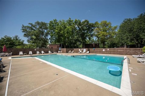 Tiny photo for 13579 Coliseum Drive #G, Chesterfield, MO 63017 (MLS # 25068401)