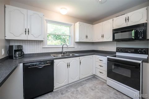 Tiny photo for 13579 Coliseum Drive #G, Chesterfield, MO 63017 (MLS # 25068401)