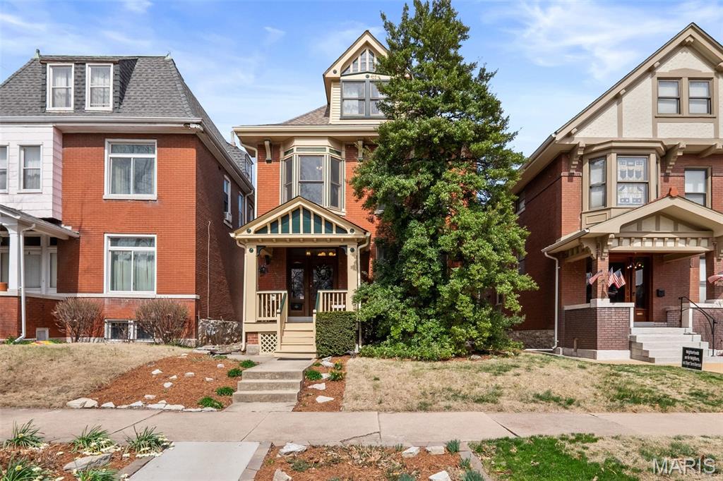 Roe Place - Residential