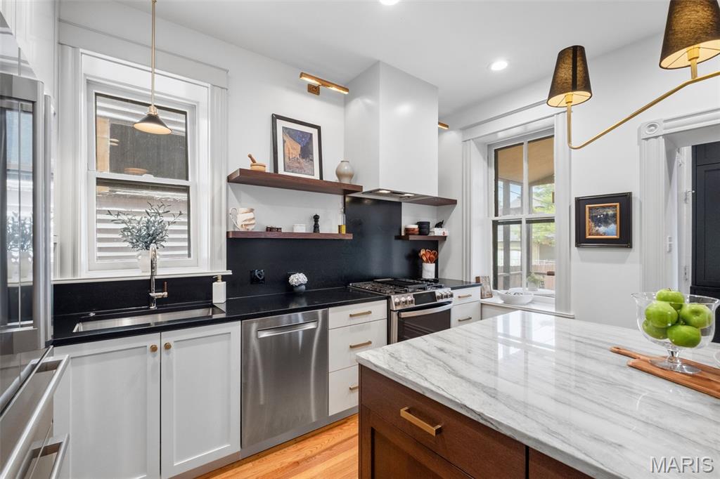 Roe Place - Residential