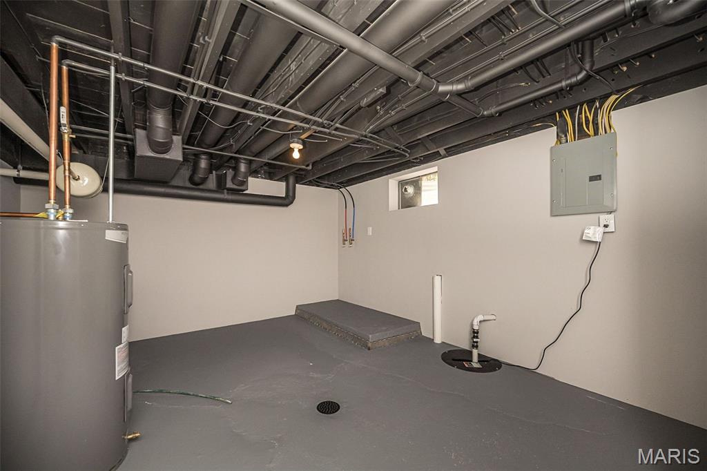 August Chouteau Estate - Residential