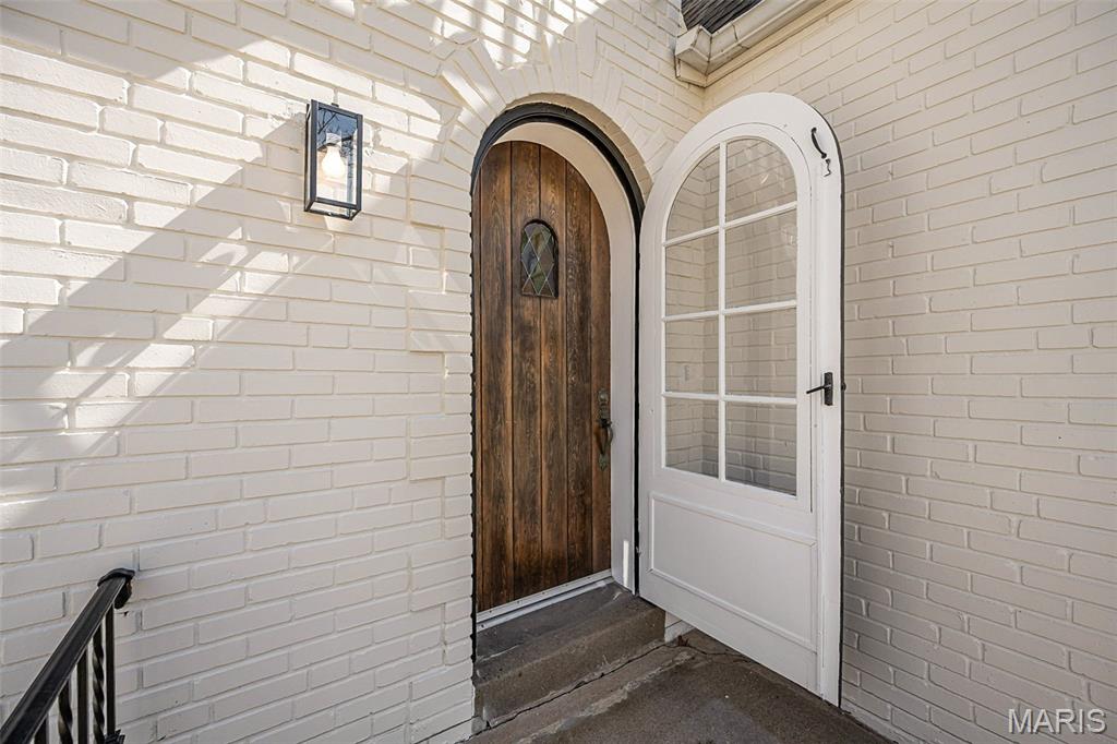 August Chouteau Estate - Residential