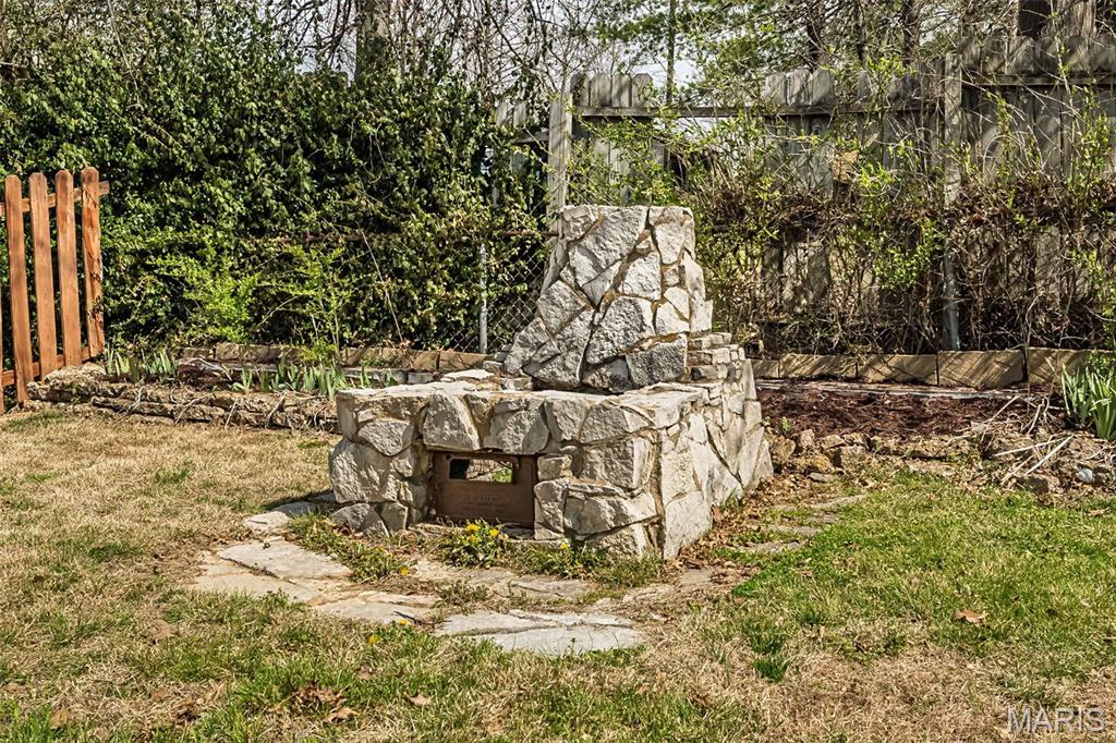 August Chouteau Estate - Residential