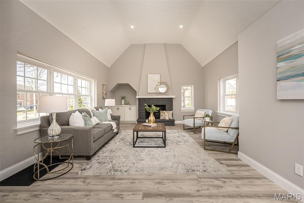 August Chouteau Estate - Residential