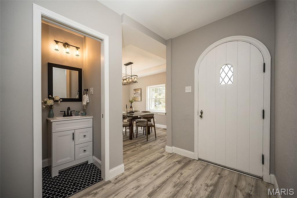 August Chouteau Estate - Residential