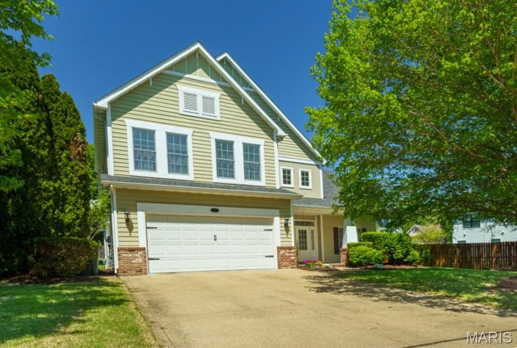 Photo of 905 Brookside Drive, Rolla, MO 65401 (MLS # 26024433)