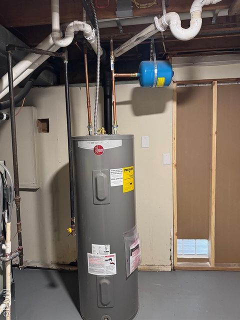 Tiny photo for 924 Fernview Drive, Creve Coeur, MO 63141 (MLS # 26015264)