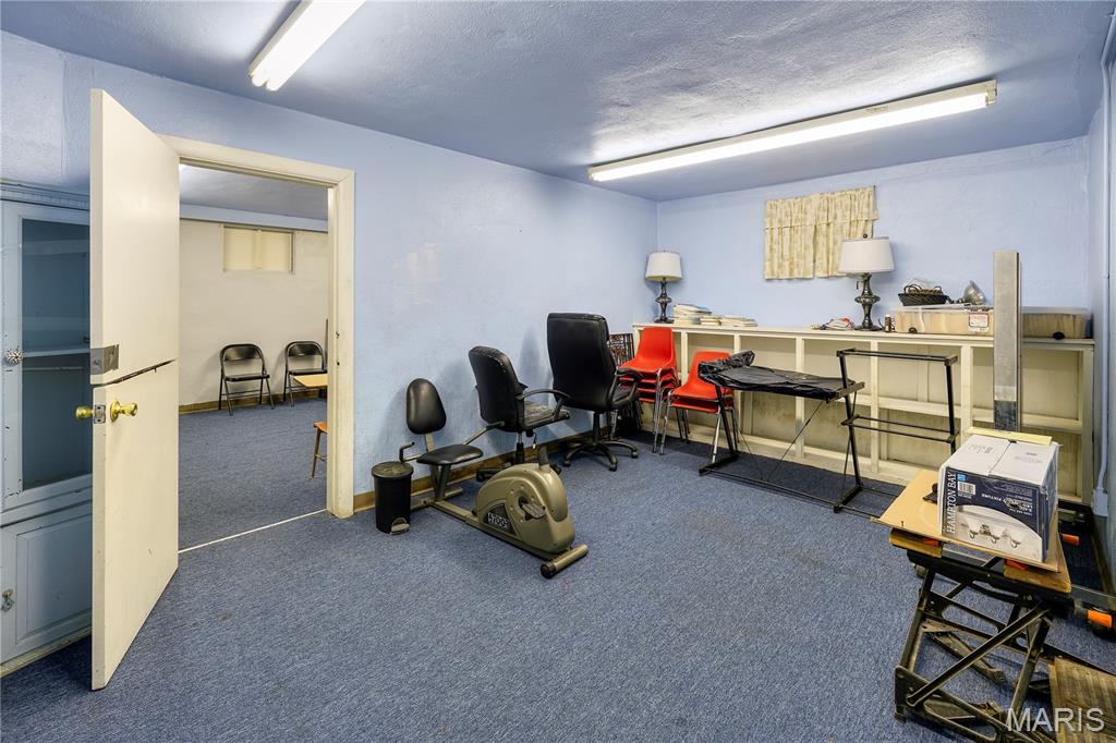 Kitchen & Bartlett Add - Commercial Sale