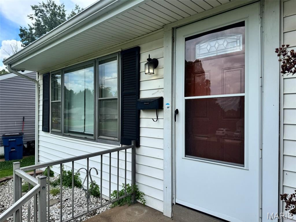 2516 Center Avenue