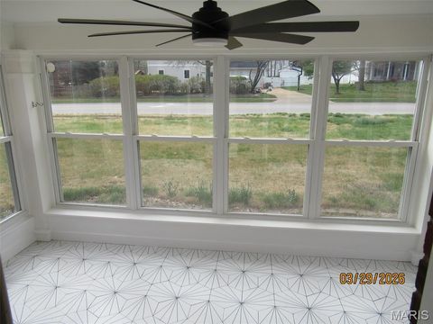 Tiny photo for 803 N Kirkwood Road, Kirkwood, MO 63122 (MLS # 26020347)