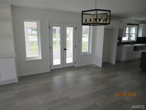 Tiny photo for 803 N Kirkwood Road, Kirkwood, MO 63122 (MLS # 26020347)