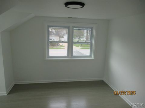 Tiny photo for 803 N Kirkwood Road, Kirkwood, MO 63122 (MLS # 26020347)