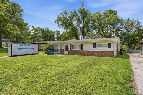 Tiny photo for 1129 Haley Avenue, St Louis, MO 63121 (MLS # 26025668)