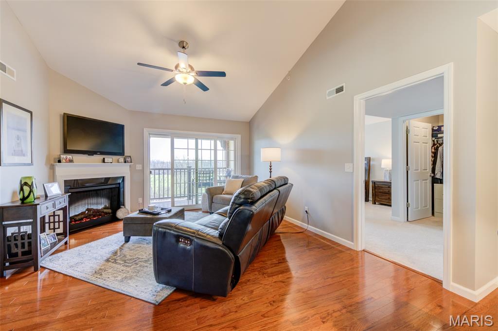 Bordeaux Condo Bldg 6 - Residential