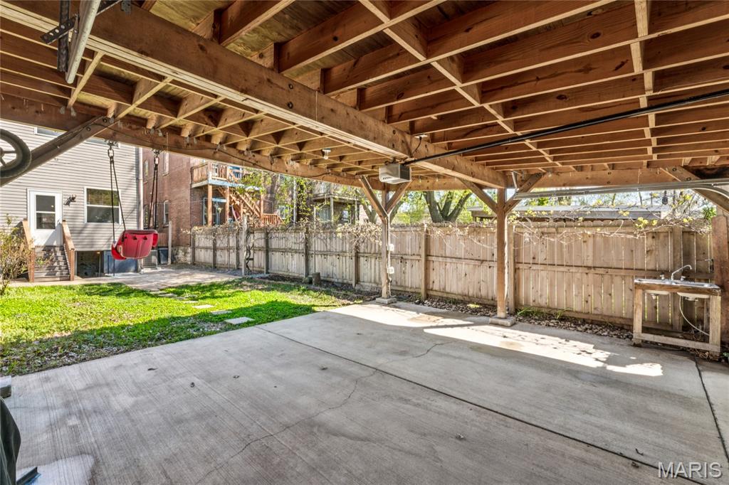 Tower Gorve East - Residential