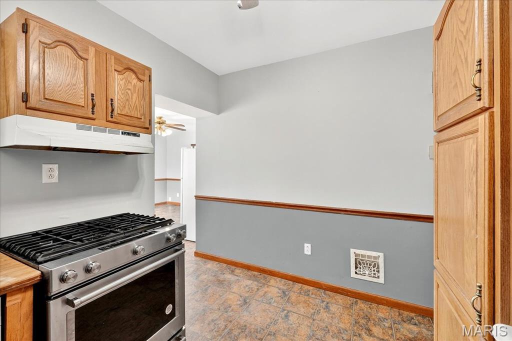 St Louis, Missouri 63116, United States, 2 Bedrooms Bedrooms, ,1 BathroomBathrooms,Residential,Coming Soon,202857