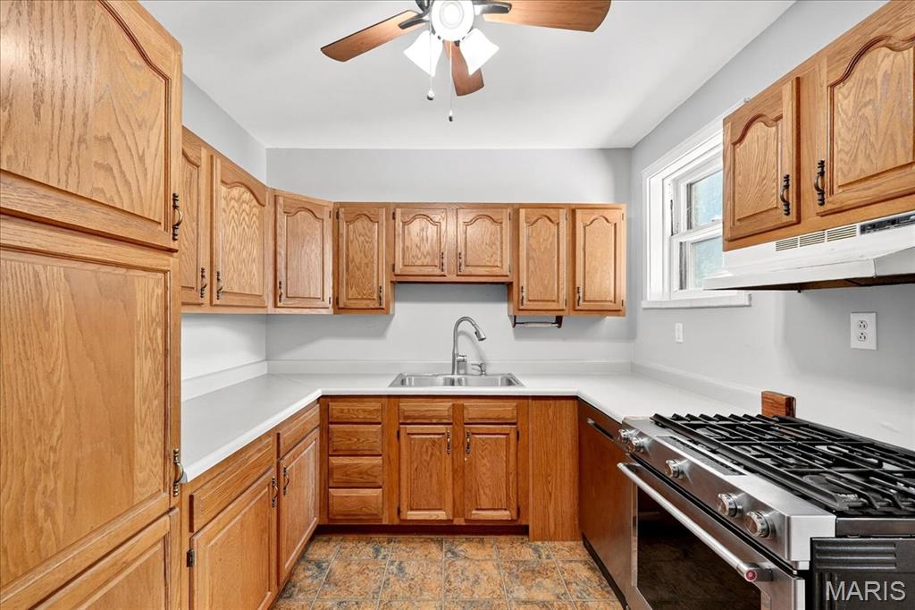 St Louis, Missouri 63116, United States, 2 Bedrooms Bedrooms, ,1 BathroomBathrooms,Residential,Coming Soon,202857