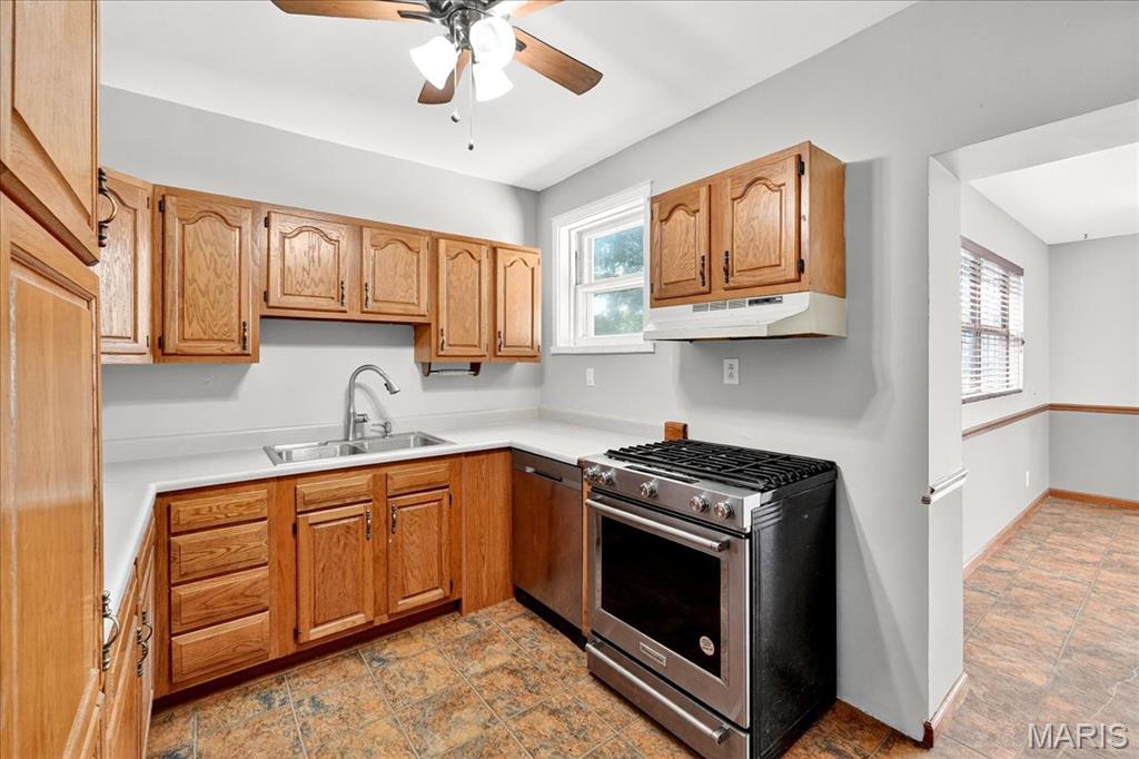 St Louis, Missouri 63116, United States, 2 Bedrooms Bedrooms, ,1 BathroomBathrooms,Residential,Coming Soon,202857