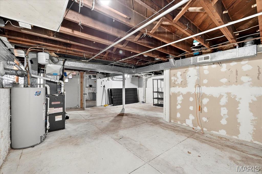 St Louis, Missouri 63116, United States, 2 Bedrooms Bedrooms, ,1 BathroomBathrooms,Residential,Coming Soon,202857