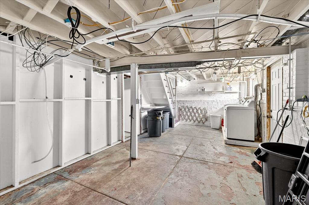 St Louis, Missouri 63116, United States, 2 Bedrooms Bedrooms, ,1 BathroomBathrooms,Residential,Coming Soon,202857