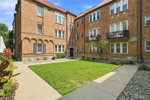 Photo of 7530 Cromwell Drive #1N, Clayton, MO 63105 (MLS # 26047761)