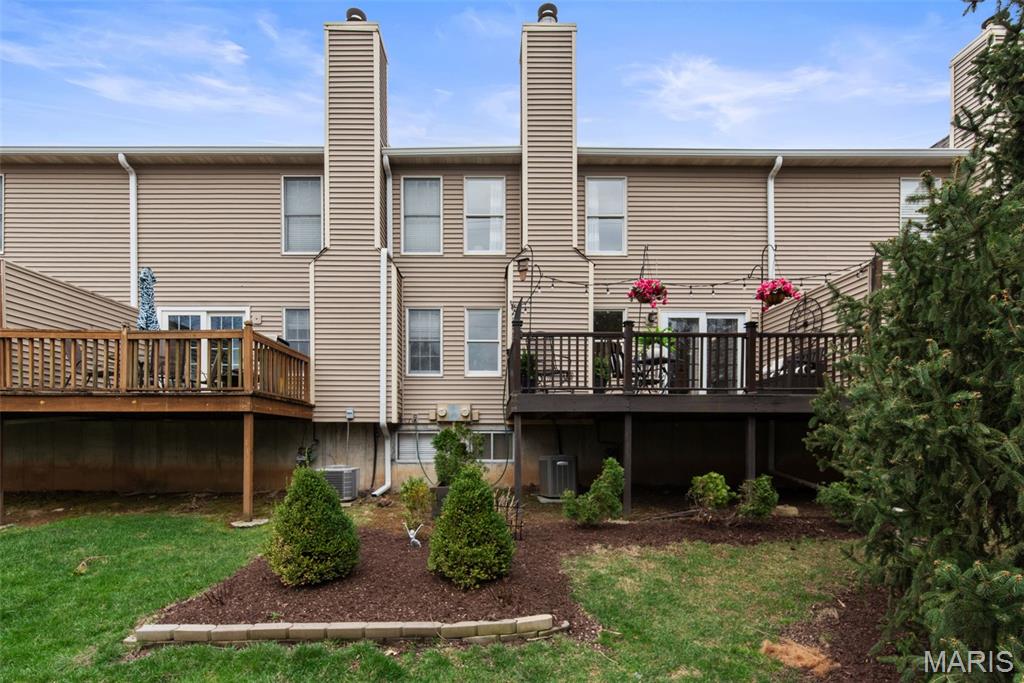 Clarkson Grove Condo Seventh - Residential