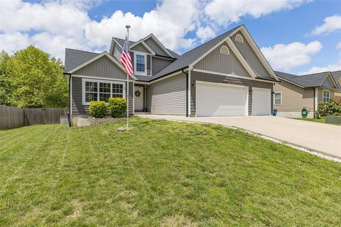 1529 Saint Charles Drive Hillsboro MO 63050