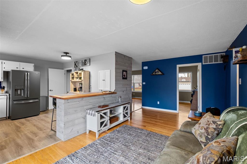 Foxcrest 1 - Residential