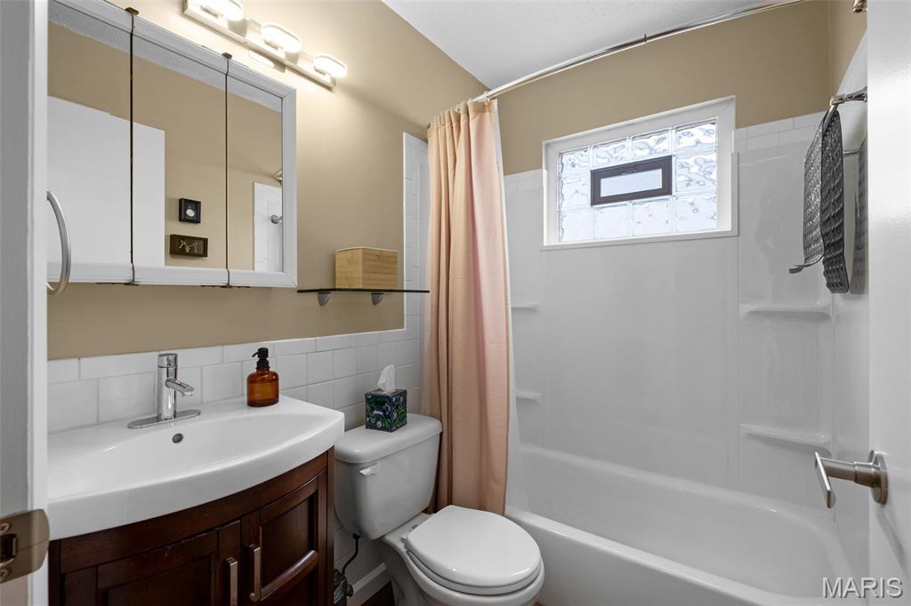 Foxcrest 1 - Residential